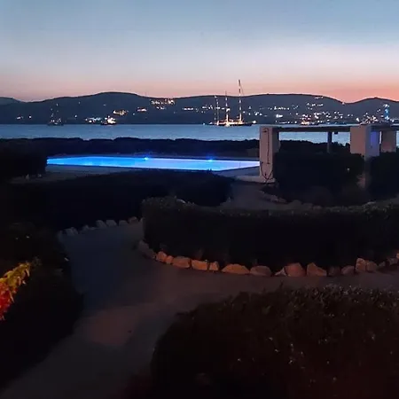 Rosanna Kite By The Sea & Pool With Sunset * Pounda