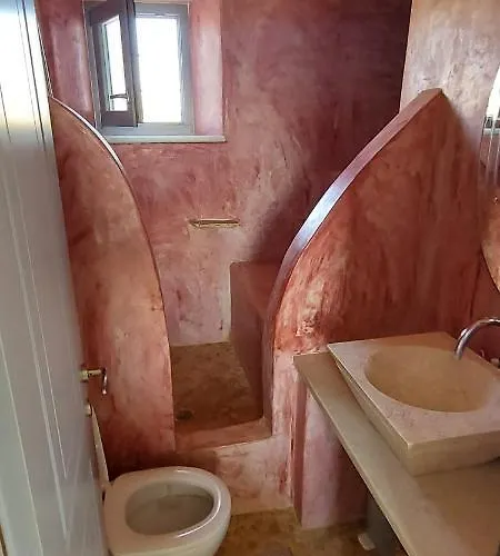 Rosanna Kite By The Sea & Pool With Sunset Pounda